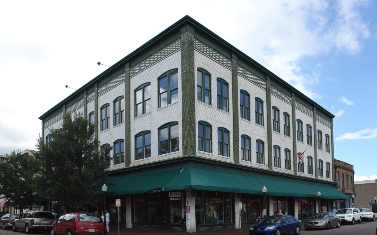 Savannah Rocks crystal and gift boutique at 33 Barnard Street, downtown Savannah GA — retail lease by RIVR RE