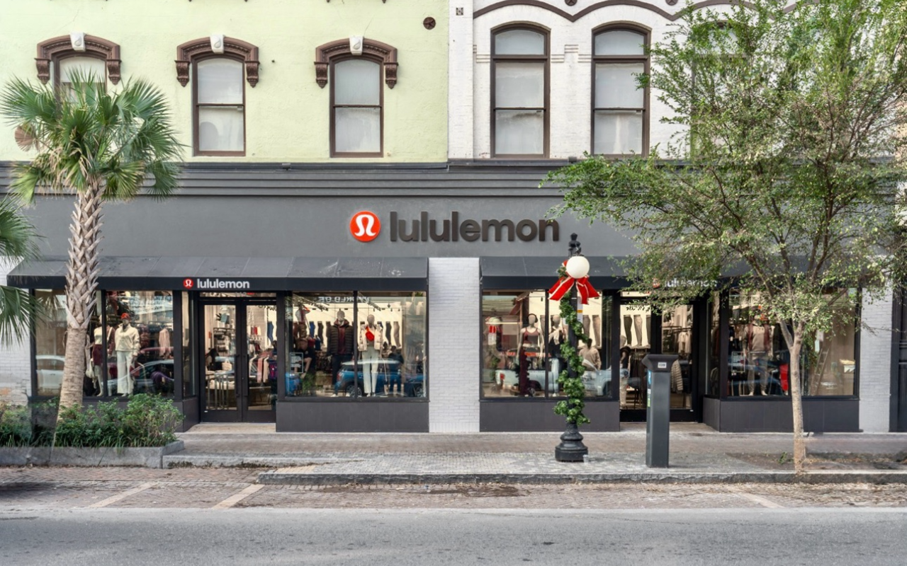 Lululemon retail store at 113–115 West Broughton Street, Savannah GA — leased by RIVR RE on behalf of Acadia Realty Trust.